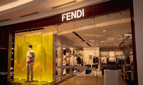 fendi negozio|who is Fendi owned by.